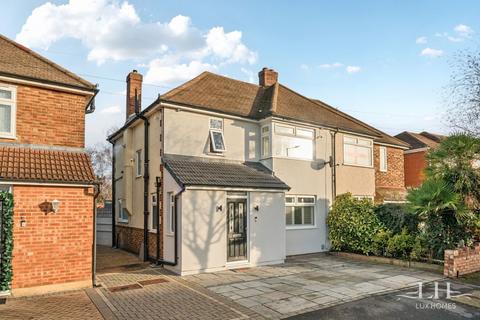 3 bedroom semi-detached house for sale, Maybank Avenue, Hornchurch