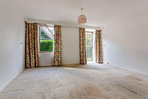2 bedroom apartment for sale, Abbey House, Cirencester, Gloucestershire, GL7
