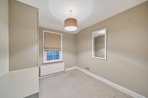 2 bedroom apartment for sale, Victoria Road, Queens Park, NW6