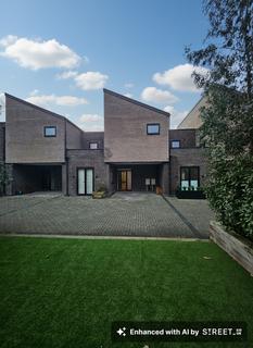 undefined, Greycote Place, Ruislip, HA4