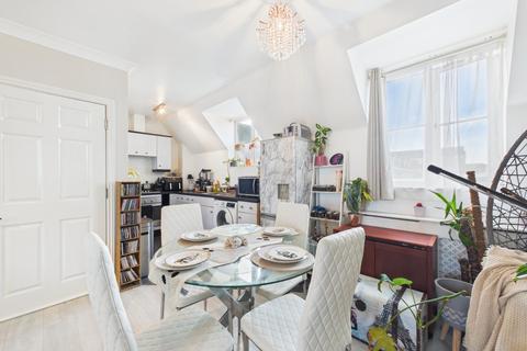 1 bedroom apartment for sale, Tuffley Lane, Tuffley, Gloucester, Gloucestershire, GL4