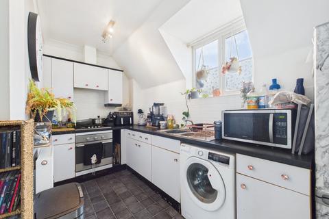 1 bedroom apartment for sale, Tuffley Lane, Tuffley, Gloucester, Gloucestershire, GL4