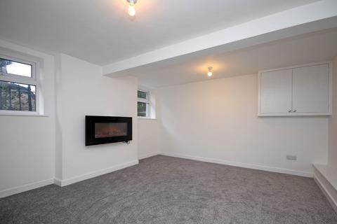4 bedroom terraced house for sale, Twthill East, Caernarfon, Gwynedd, LL55