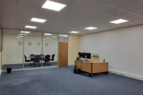Warehouse to rent, Moor Rd Chesham HP5 1SD