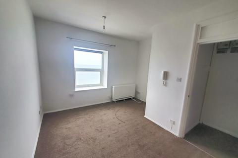 1 bedroom flat to rent, Promenade, Whitley Bay NE26