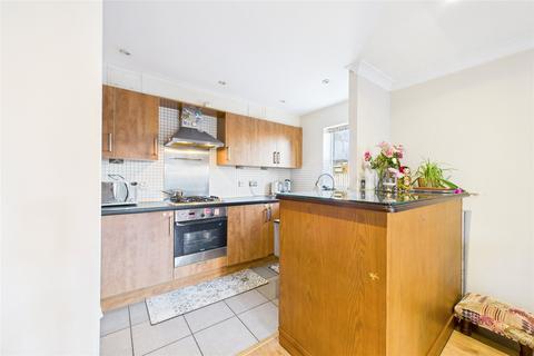 2 bedroom apartment for sale, Reading Road, Winnersh, Wokingham, Berkshire, RG41