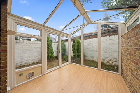 3 bedroom house to rent, The Farthings, Kingston Upon Thames, Surrey, KT2