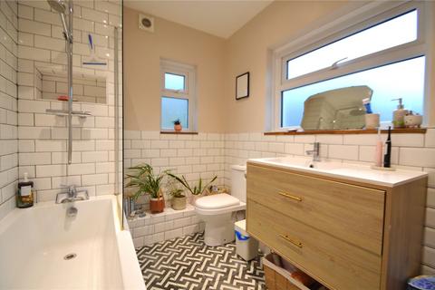 undefined, Eland Road, Croydon, CR0