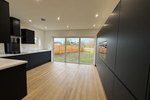 undefined, RUDGEWAY, NR BRISTOL