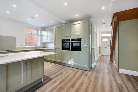 3 bedroom semi-detached house for sale, Woodplumpton Road, Woodplumton, PR4