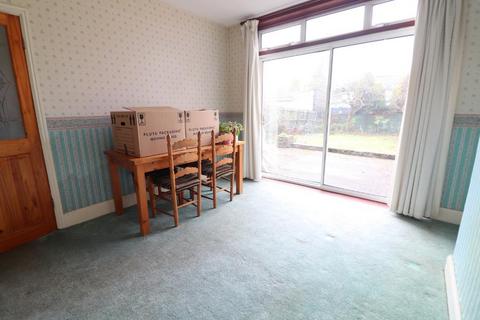 undefined, Luton LU3