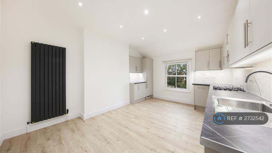 Open Plan Kitchen 2