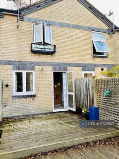 2 bedroom terraced house to rent, Radley Court, London, SE16