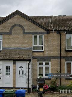 2 bedroom terraced house to rent, Radley Court, London, SE16