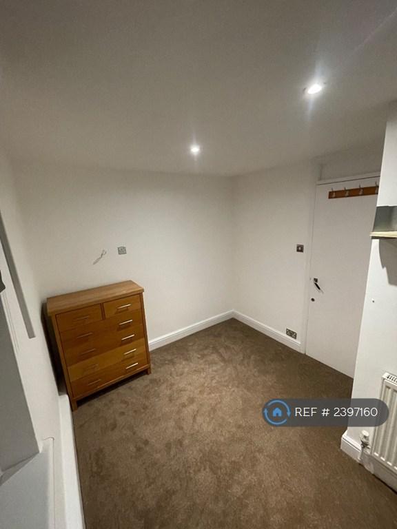 Small Double Bedroom