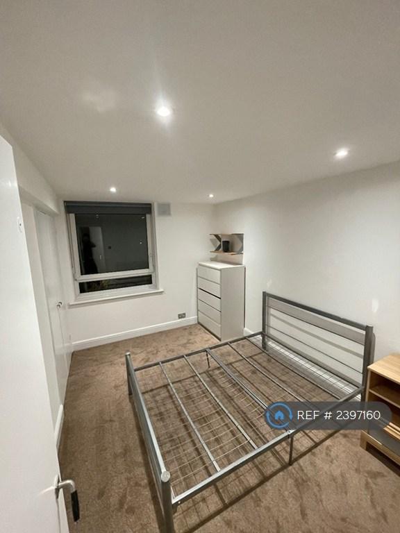 Double Bedroom 2