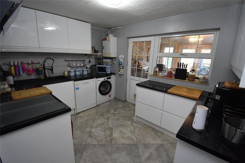 2 bedroom terraced house for sale, Turner Close, Houghton Regis, Dunstable, Bedfordshire, LU5