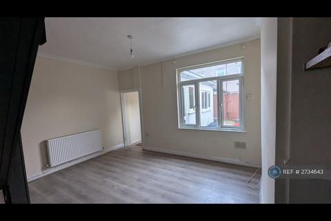 2 bedroom terraced house to rent, Prince Street, Newport, NP19