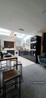 1 bedroom in a house share to rent, Selcroft Avenue, Birmingham, B32