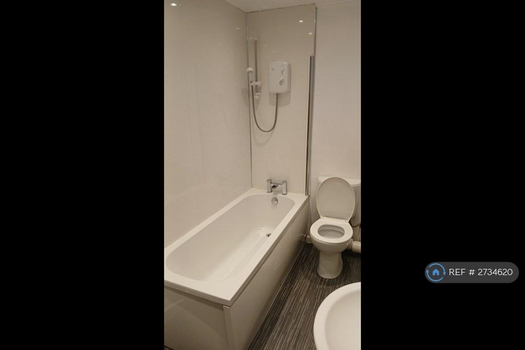 Upstairs Bathroom