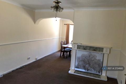 3 bedroom semi-detached house to rent, Miles Meadow, Coventry, CV6