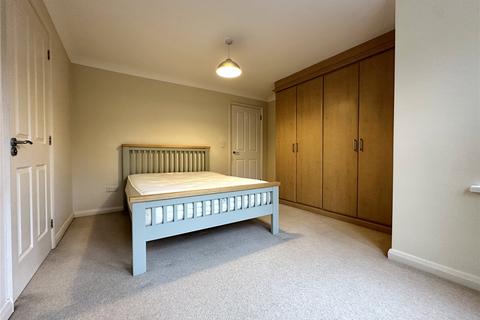 2 bedroom apartment to rent, Flat 1, Castleton Court, 3 Arncliffe Road, Leeds