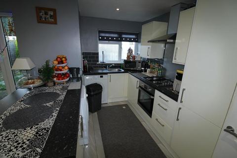 3 bedroom terraced house for sale, Bletchley, Milton Keynes MK2