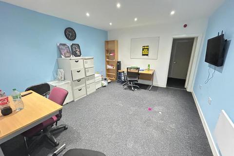 Retail property (high street) to rent, 453 Liverpool Rd Manchester M30 7HZ