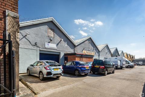 Warehouse to rent, 20 Edwards Ln Liverpool L24 9HW