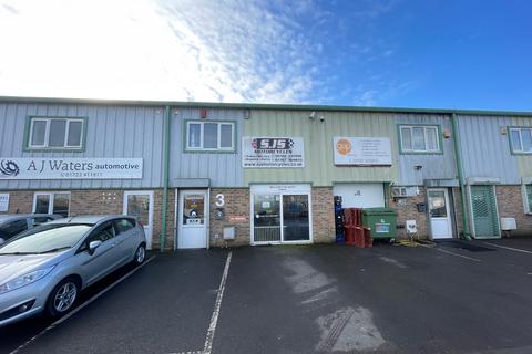 Industrial development to rent, Whittle Rd Salisbury SP2 7YS