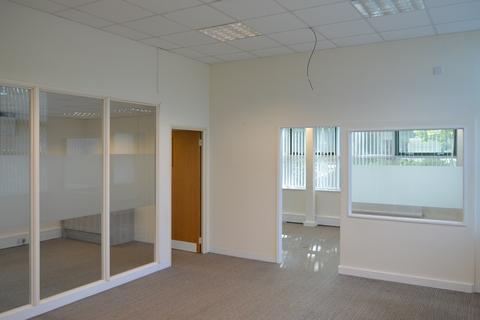Office to rent, 15-16 Auckland Park Milton Keynes MK1 1BU