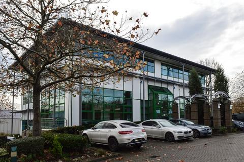 Office to rent, 15-16 Auckland Park Milton Keynes MK1 1BU