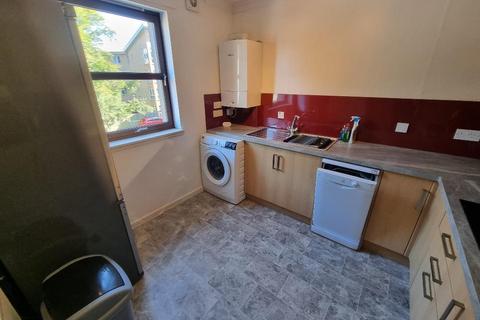 2 bedroom flat to rent, Roslin Place, Aberdeen, AB24