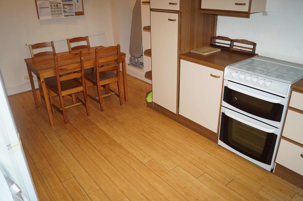 Kitchen 2