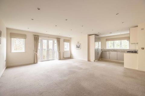 2 bedroom apartment for sale, Equus Close, Gerrards Cross