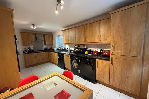 4 bedroom detached house for sale, The Close, Willerby, Hull, HU10 6JE