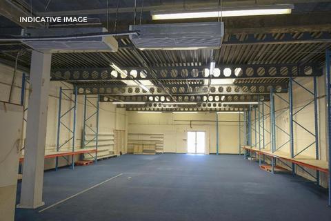 Showroom to rent - ABERCORN COMMERCIAL CENTRE, MANOR FARM ROAD, WEMBLEY, PERIVALE, LONDON, HA0 1AN
