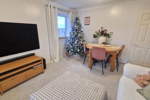 2 bedroom flat for sale, Sandown Road, Shanklin, Isle of Wight, PO37 6HY