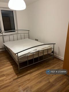 2 bedroom flat to rent, Settlers Court, London, E14