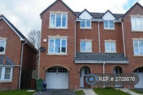 4 bedroom semi-detached house to rent, Quarry Bank Rise, Winsford, CW7