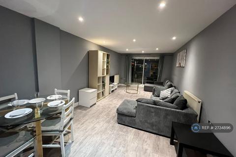 2 bedroom flat to rent, Settlers Court, London, E14
