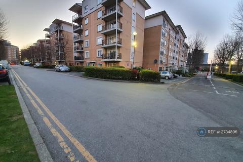 2 bedroom flat to rent, Settlers Court, London, E14