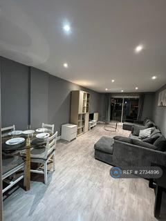2 bedroom flat to rent, Settlers Court, London, E14
