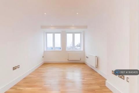 1 bedroom flat to rent, Burlington House, Waltham Cross, EN8