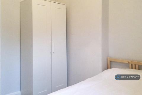 undefined, Gipsy Hill, London, SE19