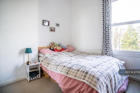 1 bedroom flat to rent, Gipsy Hill, London, SE19