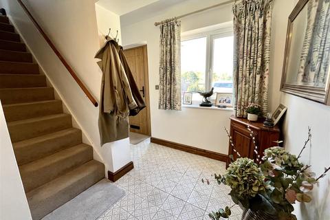 4 bedroom detached house for sale, Pheasant Close, Mulbarton