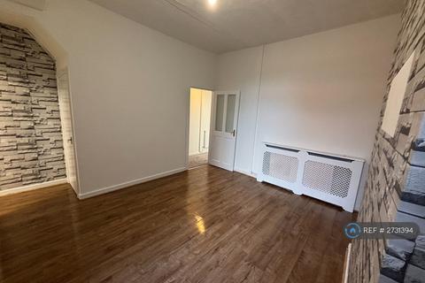 3 bedroom terraced house to rent, Worsley Road, Farnworth, Bolton, BL4