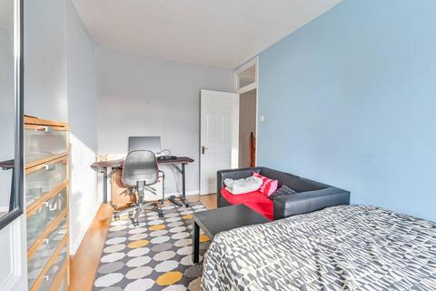 3 bedroom maisonette for sale, Howard Road, Stoke Newington, London, N16