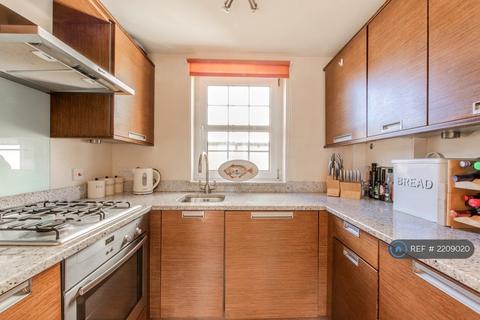 2 bedroom flat to rent, Horstmann Close, Bath, BA1